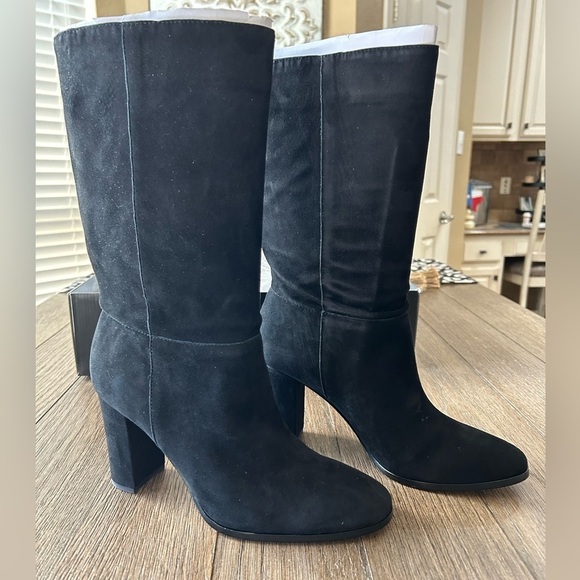 Lauren Ralph Lauren Artizan II Mid Calf Suede Boots. New in box. Never worn. - Picture 7 of 12